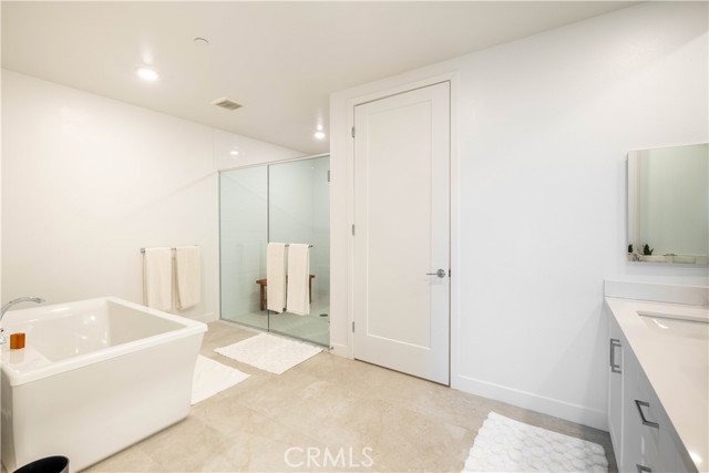 3400 Rivington, Irvine CA: https://media.crmls.org/medias/f56a45c8-ba48-42e8-aff8-f77c7220ab8c.jpg