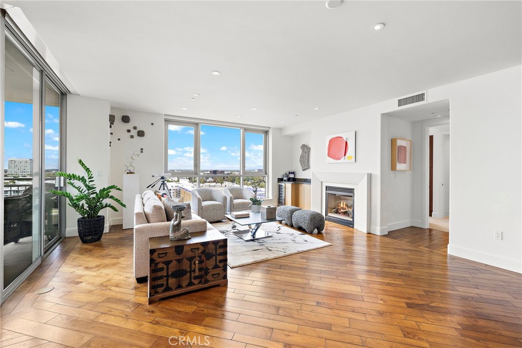 MLS #OC26096462 image #2