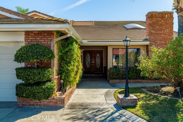 Detail Gallery Image 2 of 74 For 22373 Boating, Canyon Lake,  CA 92587 - 5 Beds | 3 Baths