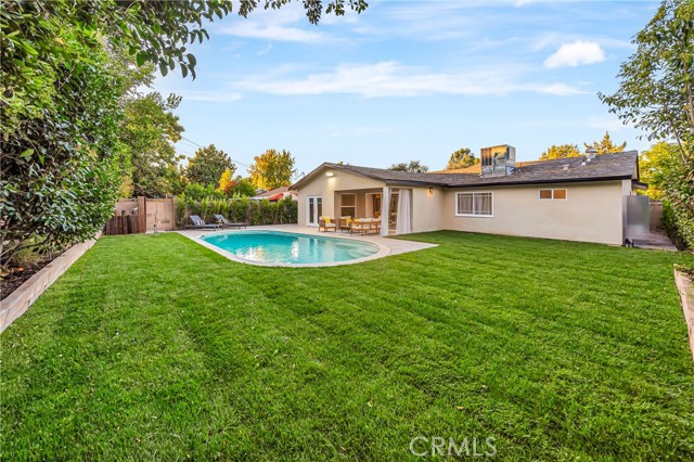 Detail Gallery Image 35 of 36 For 23506 Sylvan St, Woodland Hills,  CA 91367 - 4 Beds | 5 Baths