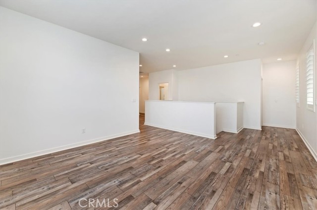 13893 La Pradera Way, Eastvale CA: https://media.crmls.org/medias/f56d8135-2367-4b39-ab81-d66576b5cff9.jpg