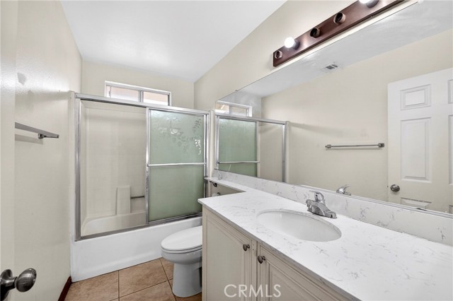 Detail Gallery Image 16 of 21 For 13813 Los Angeles, Baldwin Park,  CA 91706 - 3 Beds | 3 Baths