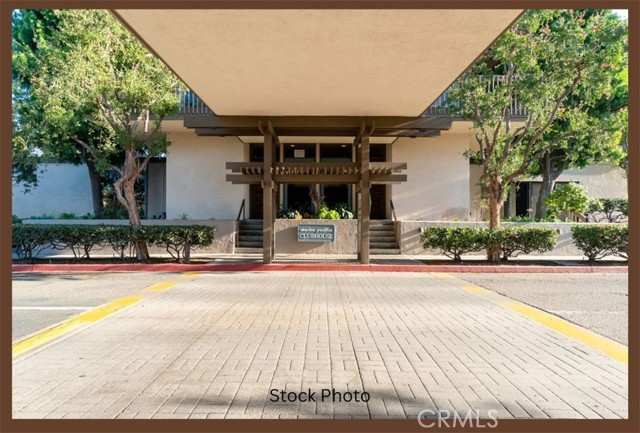 Detail Gallery Image 24 of 27 For 8317 Marina Pacifica, Long Beach,  CA 90803 - 2 Beds | 3 Baths
