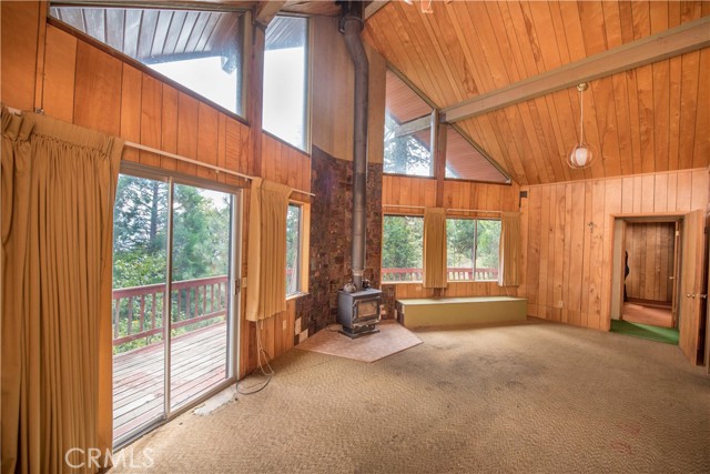 24 Fredalba, Running Springs, CA 92382
