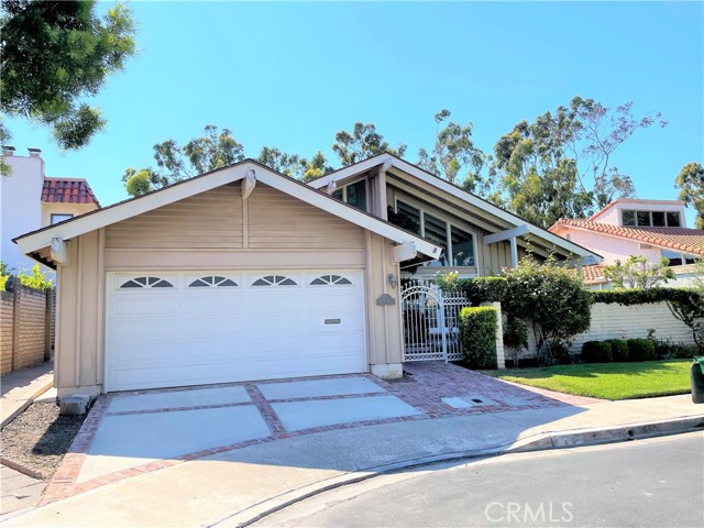 21 Cypress Tree Ln, Irvine, CA 92612