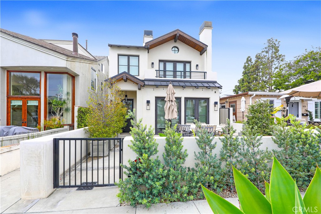 .5 Larkspur Avenue