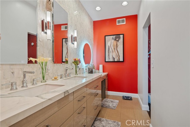 Detail Gallery Image 23 of 32 For 4655 Natick Ave #1,  Sherman Oaks,  CA 91403 - 4 Beds | 3 Baths