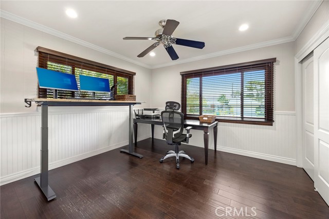 1831 Cockscrow Lane, North Tustin CA: https://media.crmls.org/medias/f5722c49-bb2e-4b93-bc7e-1263284ba53c.jpg