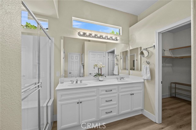 9121 Wooded Hill Drive, Corona CA: https://media.crmls.org/medias/f573ec3c-eb65-4e0b-a0d2-4b798ce00102.jpg