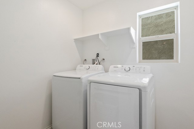 32985 Middlegate Place, Lake Elsinore CA: https://media.crmls.org/medias/f573fbe3-12f4-4d11-a6ad-6a7a1268efbe.jpg