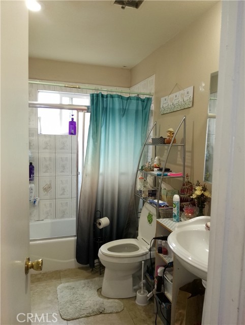 1111 Devonshire Drive photo 5