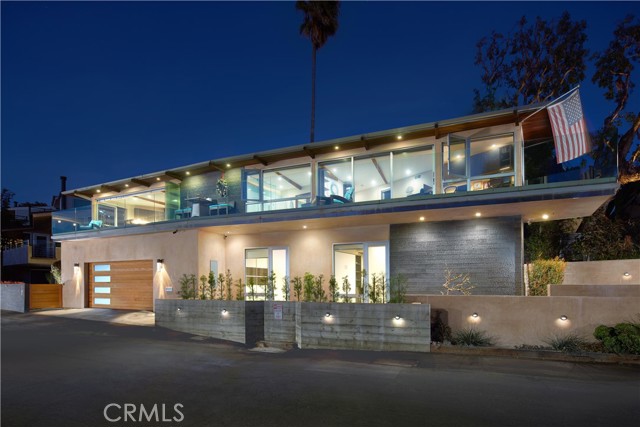 Detail Gallery Image 2 of 43 For 2680 Victoria Dr, Laguna Beach,  CA 92651 - 3 Beds | 3/1 Baths