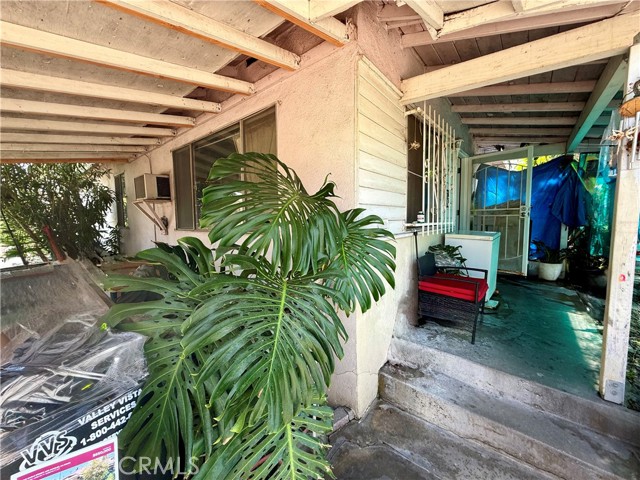 4041 Eagle Street, Los Angeles CA: https://media.crmls.org/medias/f5747f50-8812-475b-af04-7a05f8574e0b.jpg