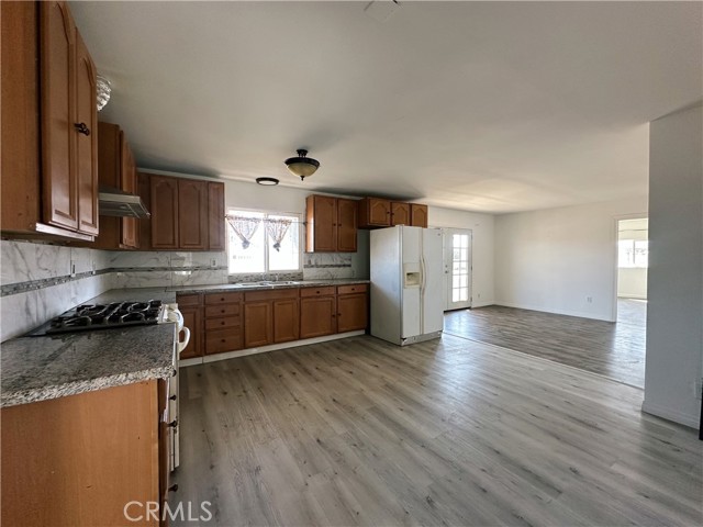 Image 15 of 32 For 1150 Kirby Street 72