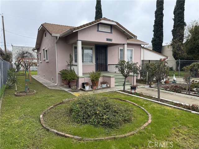 1610 Basler, Sacramento CA: https://media.crmls.org/medias/f577cc95-a7cd-40f7-b718-661d46c74fa0.jpg