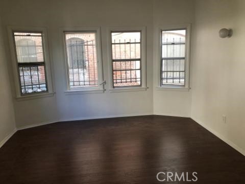 312 S Commonwealth Avenue, Los Angeles CA: https://media.crmls.org/medias/f5781e1c-5691-4b48-8bd3-df1363e36ed3.jpg