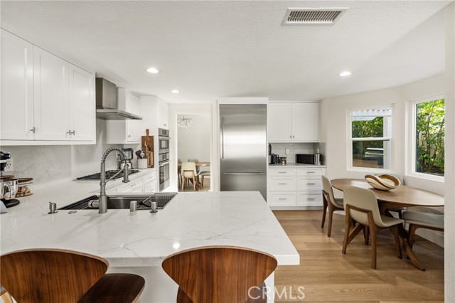 5 Bergamo, Irvine CA: https://media.crmls.org/medias/f578afa2-b9b5-4ea7-ae5f-96978d7985ee.jpg