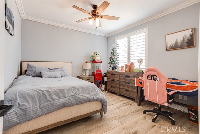 4225 W Riviera, Corona CA: https://media.crmls.org/medias/f579ba0d-4e0c-4700-aac6-70341d3e95a0.jpg