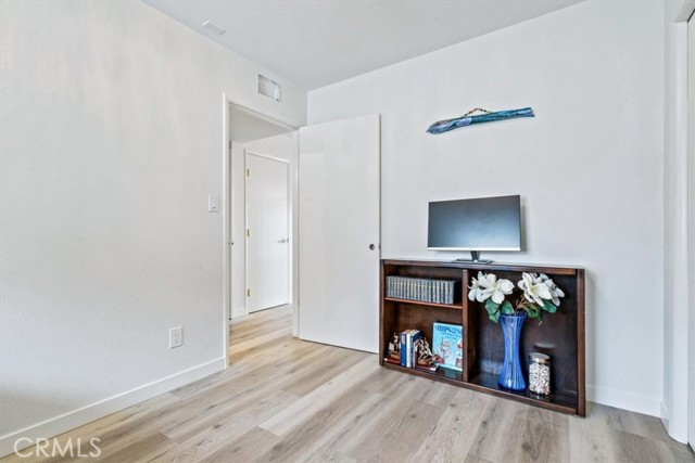 31 N 3rd Street, Cayucos CA: https://media.crmls.org/medias/f57aa27a-5fc7-44f4-b677-7efc2daaa653.jpg