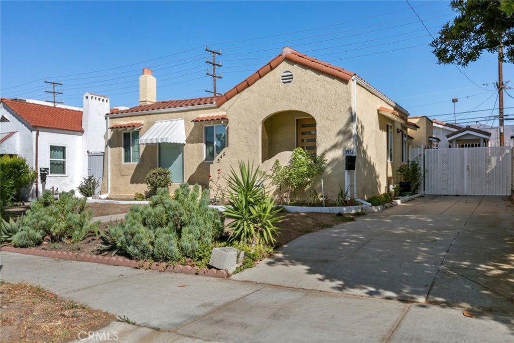545 Ivy
