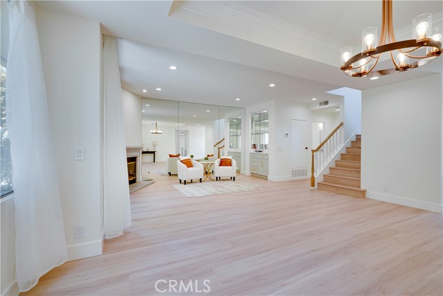 417 Bay Hill Drive, Newport Beach CA: https://media.crmls.org/medias/f57c7669-0e70-44a5-8577-dba31c1b1ace.jpg