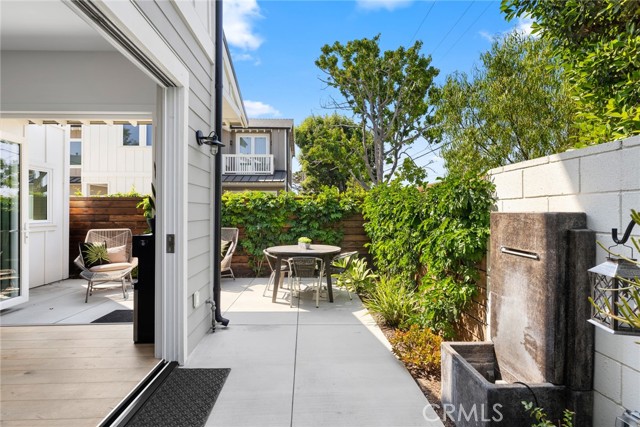 Detail Gallery Image 13 of 30 For 171 22nd St, Costa Mesa,  CA 92627 - 3 Beds | 3/1 Baths