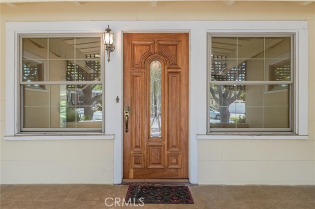 164 S Berkeley Avenue, Pasadena CA: https://media.crmls.org/medias/f57cf6e9-888f-4b3f-8cf8-7bd85e270a57.jpg