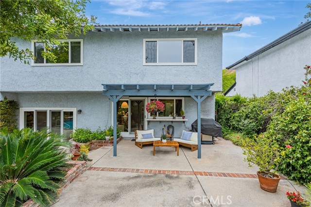 Detail Gallery Image 3 of 48 For 27072 Esward Dr, Calabasas,  CA 91301 - 5 Beds | 3 Baths
