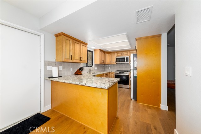 Detail Gallery Image 13 of 45 For 2717 Chadwick Cir, Los Angeles,  CA 90032 - 3 Beds | 2/1 Baths