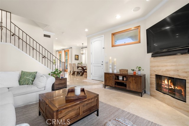 Detail Gallery Image 4 of 37 For 500 Goldenrod Ave, Corona Del Mar,  CA 92625 - 3 Beds | 2/1 Baths