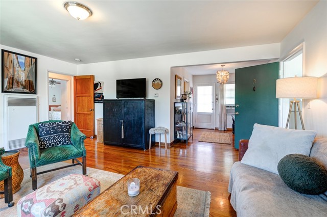 1513 1517 HUNTINGTON Drive, South Pasadena CA: https://media.crmls.org/medias/f57f0bc4-b8dd-425f-816c-0348b8bc77b3.jpg
