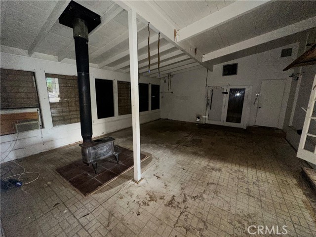 10810 Woodley Avenue, Granada Hills CA: https://media.crmls.org/medias/f57f7816-2154-43f0-b329-e137c7a06418.jpg