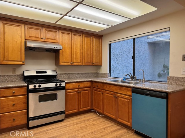 Detail Gallery Image 10 of 27 For 436 Fairview Ave #19,  Arcadia,  CA 91007 - 2 Beds | 2/1 Baths