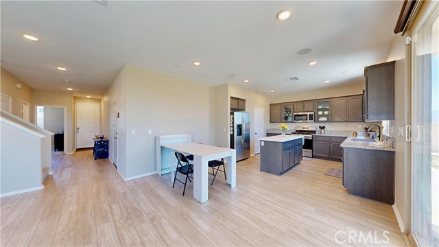 Detail Gallery Image 14 of 56 For 6338 Orion Way, Banning,  CA 92220 - 4 Beds | 3 Baths