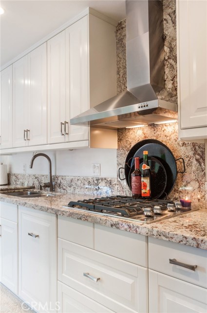 24 Bermuda Court, Manhattan Beach, California 90266, 3 Bedrooms Bedrooms, ,1 BathroomBathrooms,Residential,Sold,Bermuda,SB17026195