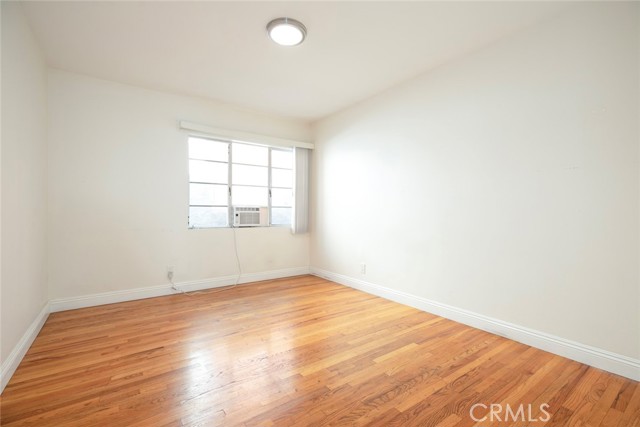 Detail Gallery Image 11 of 17 For 347 W Dryden St #B,  Glendale,  CA 91202 - 1 Beds | 1 Baths