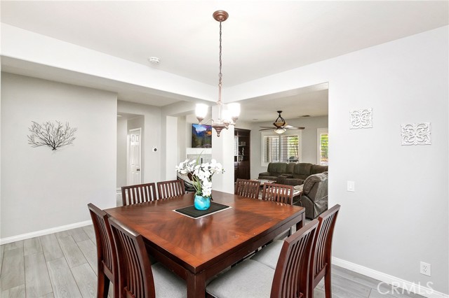42911 Dell Lago Court, Indio CA: https://media.crmls.org/medias/f580a720-c4d5-4420-a19f-c298adfc69b2.jpg