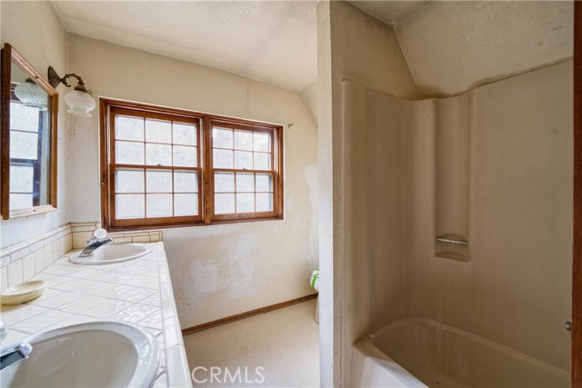 Detail Gallery Image 15 of 35 For 2517 Brentwood, –,  CA 93222 - 4 Beds | 3 Baths