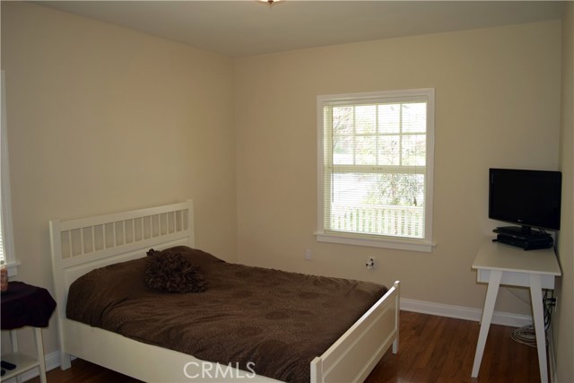 2nd bedroom, 2 windows, bright and spacious.