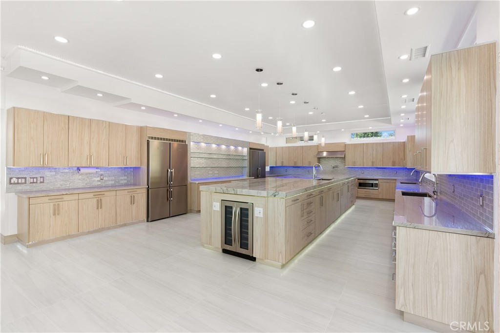 MLS #OC25246819 image #23