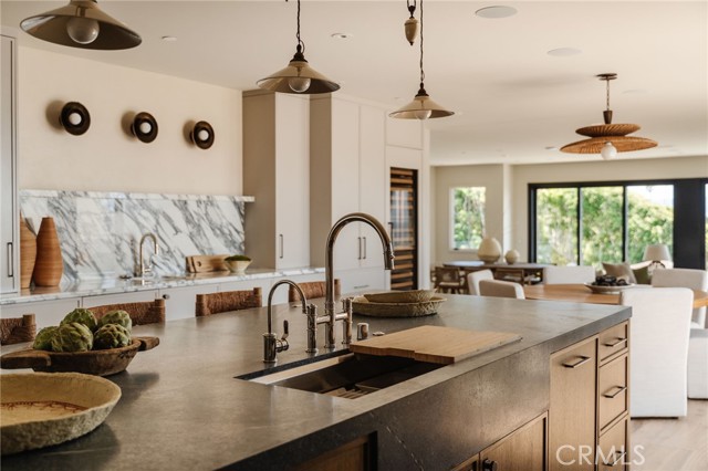 876 5th Street, Manhattan Beach, California 90266, 5 Bedrooms Bedrooms, ,6 BathroomsBathrooms,Residential,For Sale,5th,SB25164993