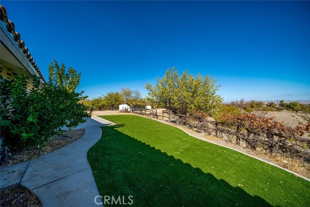 Detail Gallery Image 32 of 54 For 5395 Mustard Creek Rd, Paso Robles,  CA 93447 - 3 Beds | 3 Baths