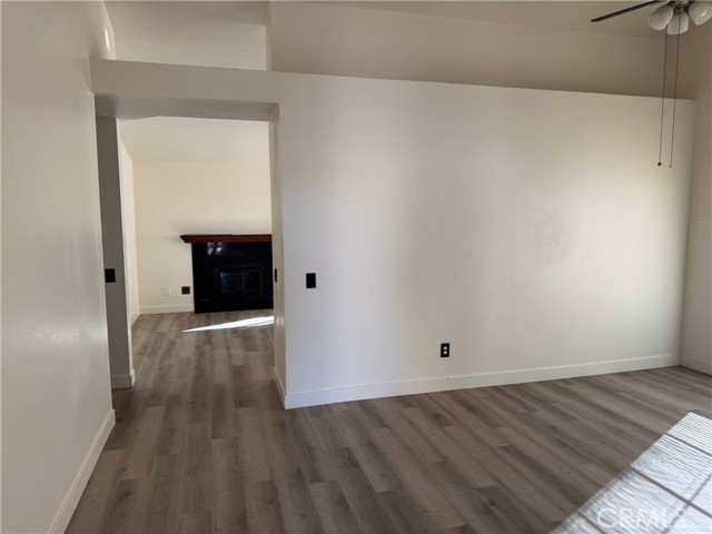 Detail Gallery Image 4 of 16 For 13087 Bennington, Victorville,  CA 92392 - 3 Beds | 2 Baths