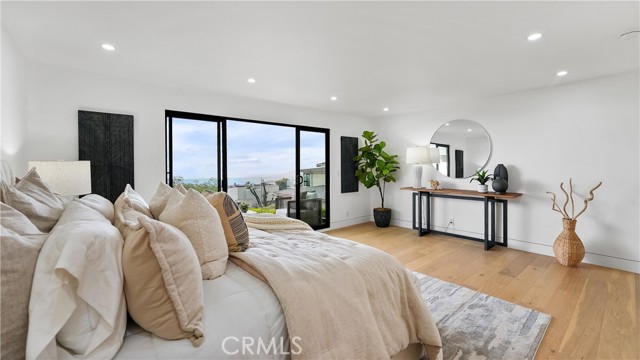 Detail Gallery Image 23 of 55 For 1095 Miramar, Laguna Beach,  CA 92651 - 3 Beds | 2 Baths