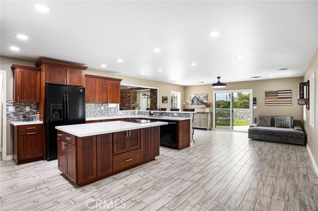 Detail Gallery Image 4 of 58 For 1325 N Birchnell Ave, San Dimas,  CA 91773 - 3 Beds | 2 Baths