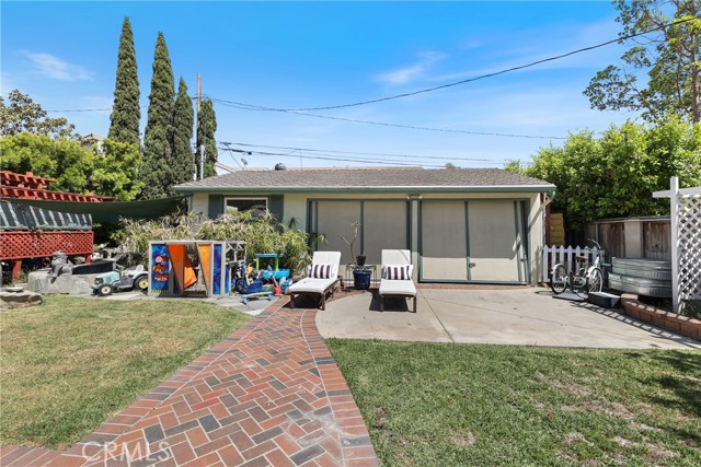 2642 Westminster Place, Costa Mesa CA: https://media.crmls.org/medias/f587b530-b181-41de-8327-c8d0a79165b8.jpg