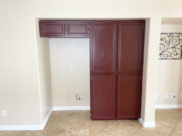 Detail Gallery Image 16 of 63 For 5220 Holstein Way, Jurupa Valley,  CA 92509 - 3 Beds | 2 Baths