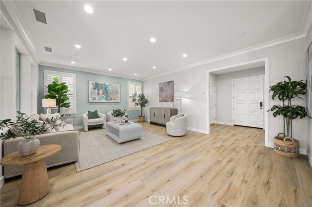 Detail Gallery Image 6 of 47 For 55 Parkdale, Irvine,  CA 92620 - 4 Beds | 4 Baths