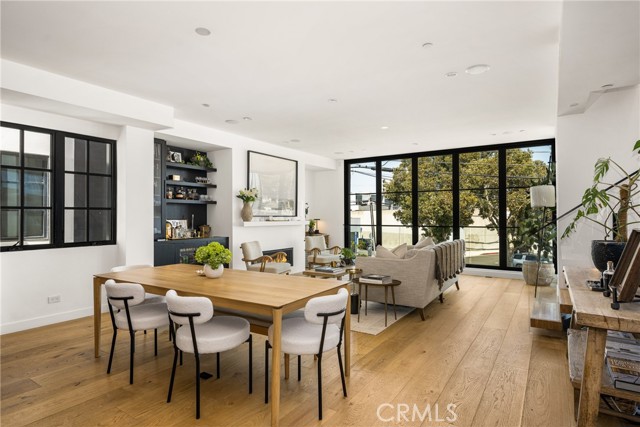 412 29th Street, Newport Beach CA: https://media.crmls.org/medias/f589bcc4-b9b6-4a2a-af09-d0c5cf11fb36.jpg