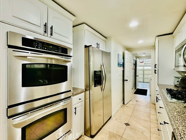 4819 RIVER Avenue, Newport Beach CA: https://media.crmls.org/medias/f58aca9c-c0fa-40cc-8c6c-77988a27cd1d.jpg